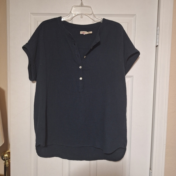 Faherty Dream Cotton Gauze Desmond Vacation Lightweight Size Medium - Picture 2 of 6